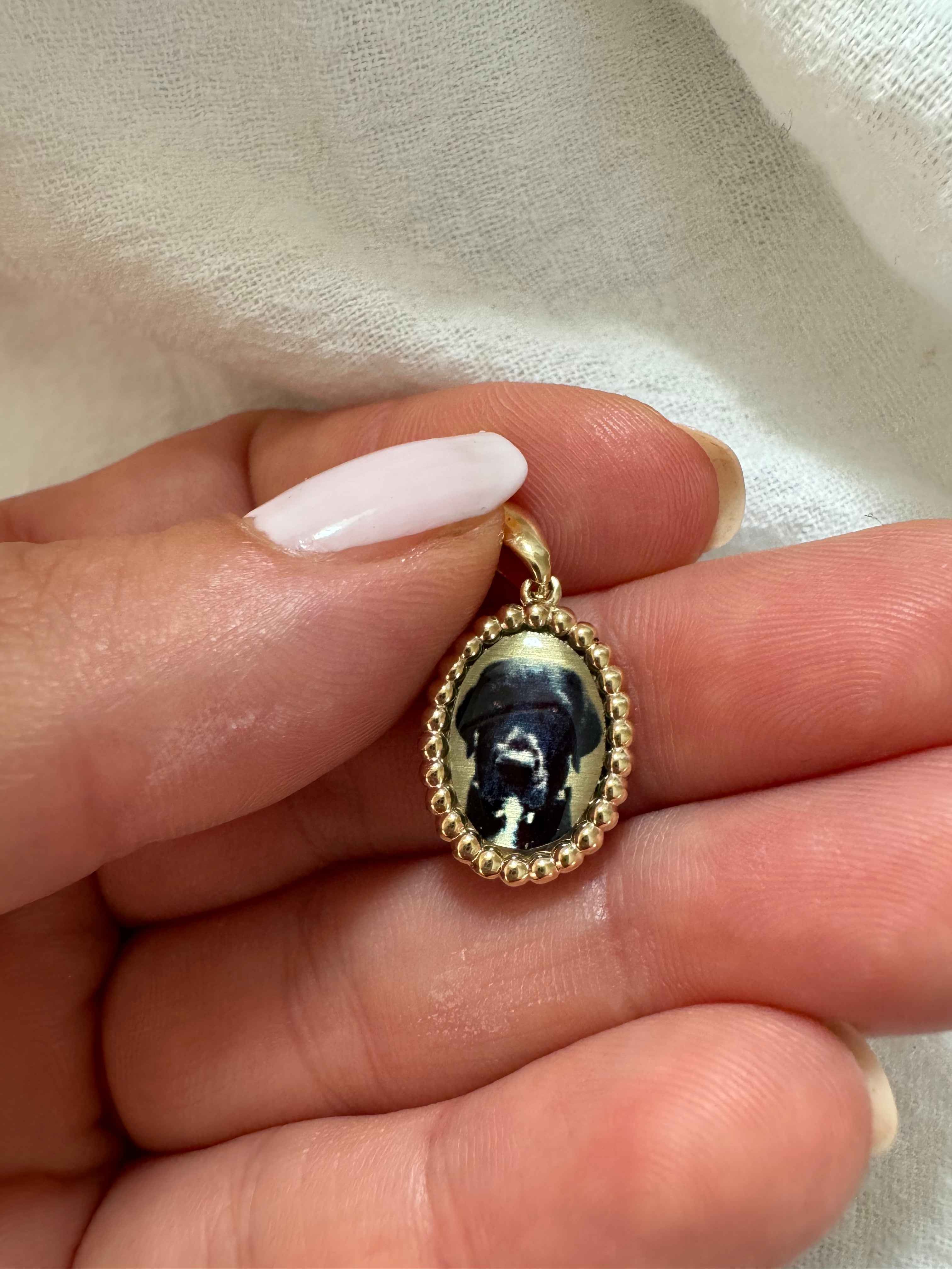 Oval 14k Gold Beaded Photo Pendant